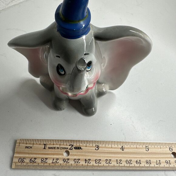 Vintage Walt Disney Porcelain Dumbo Figurine Gift Baby Room Decor - Picture 14 of 14